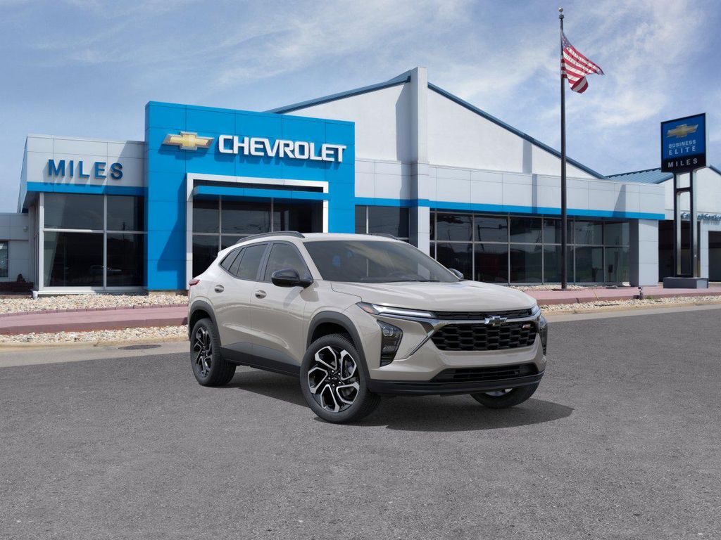 New 2026 Chevrolet Trax FWD 2RS