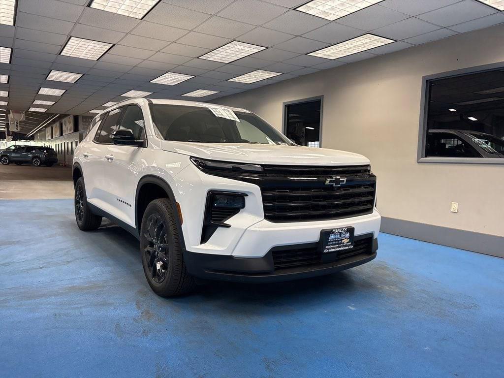 New 2026 Chevrolet Traverse LT