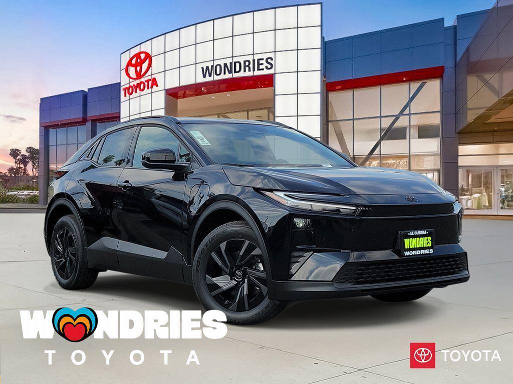 New 2026 Toyota C-HR SE