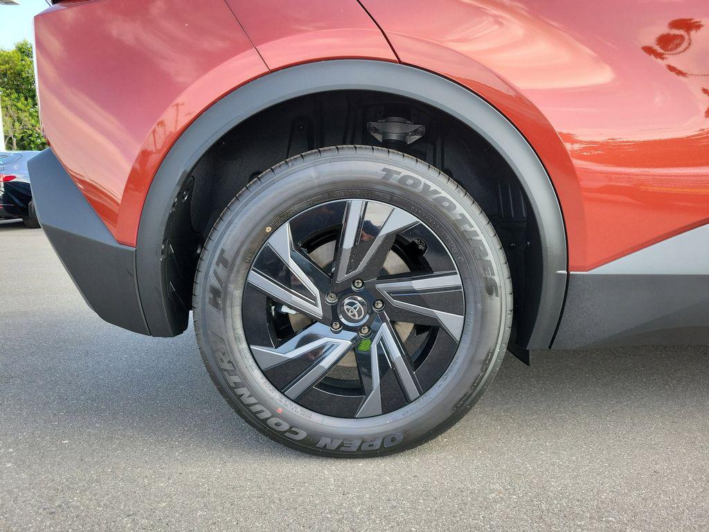 صورة 5 لـ 2026 Toyota C-HR SE