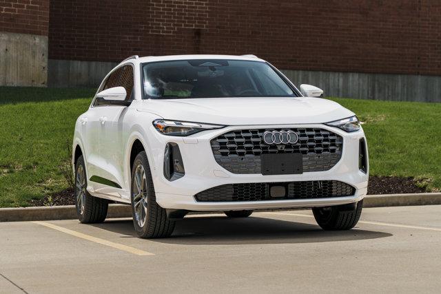 New 2026 Audi Q5 Premium TFSI quattro S tronic