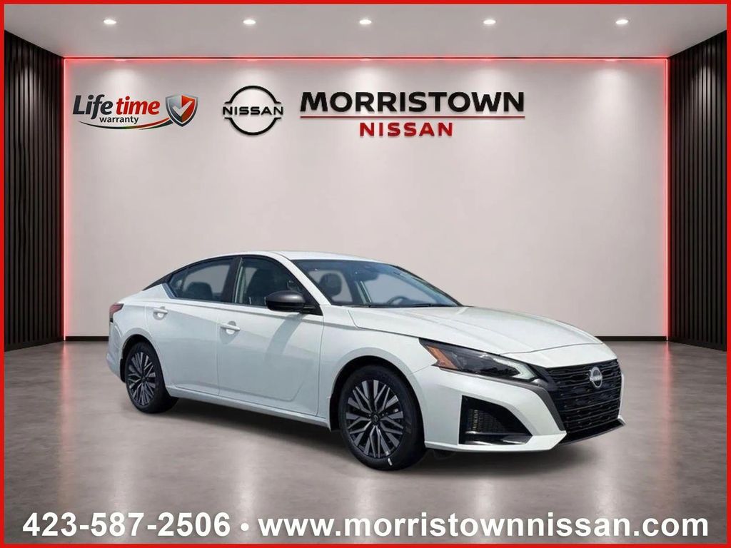 New 2026 Nissan Altima SV FWD