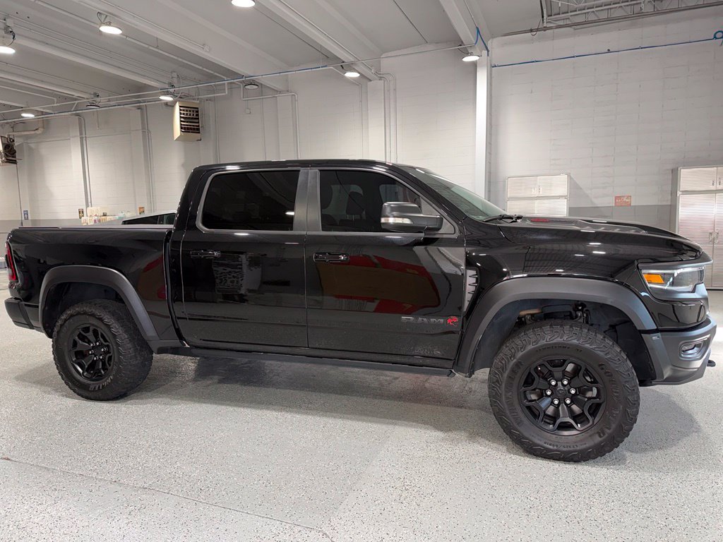 صورة 2 لـ 2021 RAM 1500 TRX