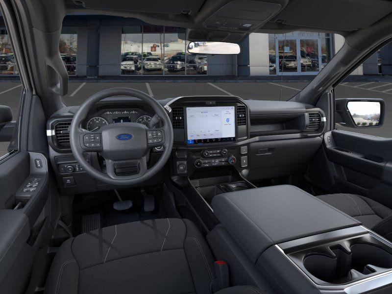 صورة 10 لـ 2026 FORD F-150 STX