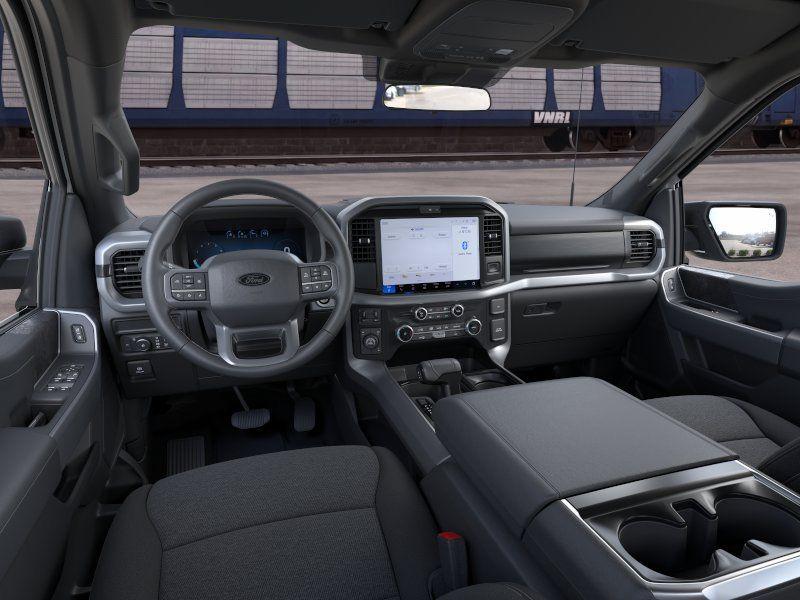 صورة 10 لـ 2026 FORD F-150 XLT
