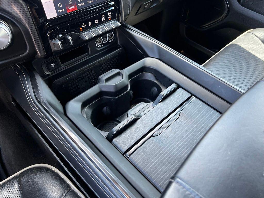 صورة مصغرة 34 لـ 2023 RAM 1500 LIMITED