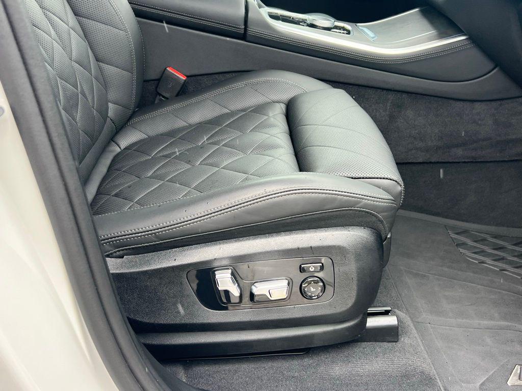 صورة مصغرة 16 لـ 2024 BMW X5 XDRIVE40I