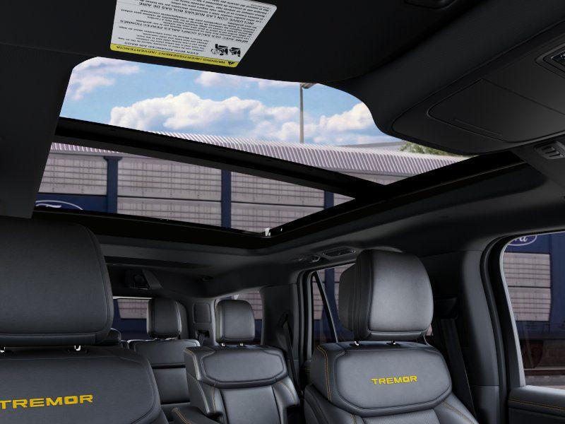 2027 FORD EXPEDITION TREMOR 缩略图 23