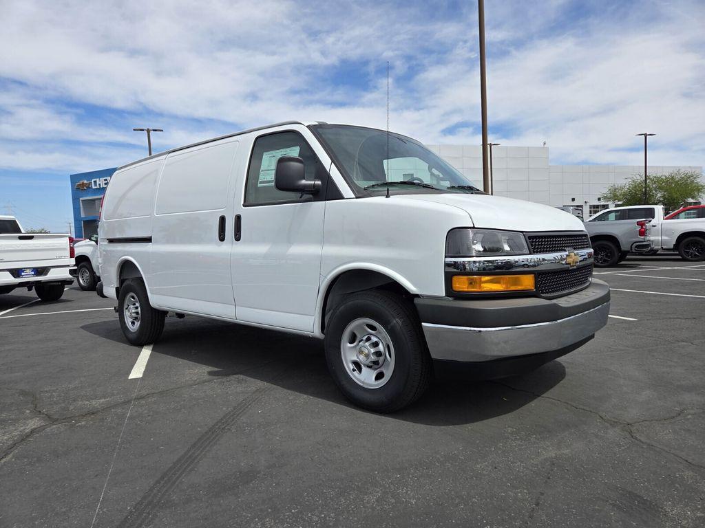 New 2026 Chevrolet Express 2500 Work Van