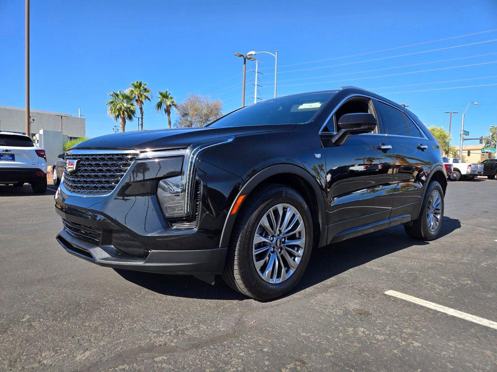 2024 Cadillac XT4 PREMIUM LUXURY — фото 2