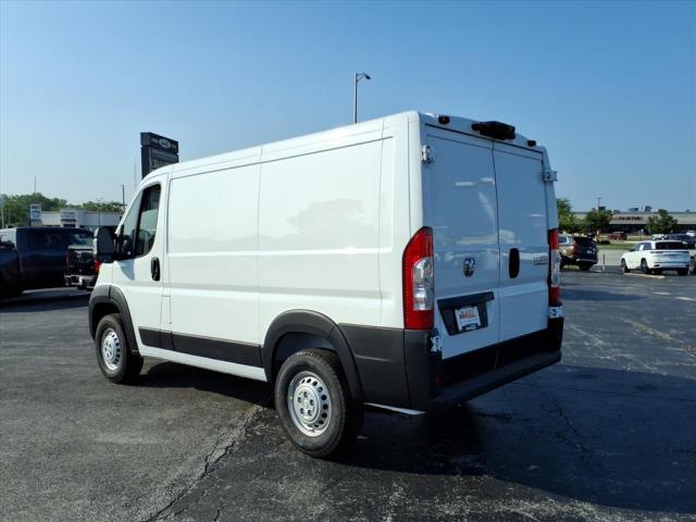 2026 RAM PROMASTER 1500 LOW ROOF — фото 3