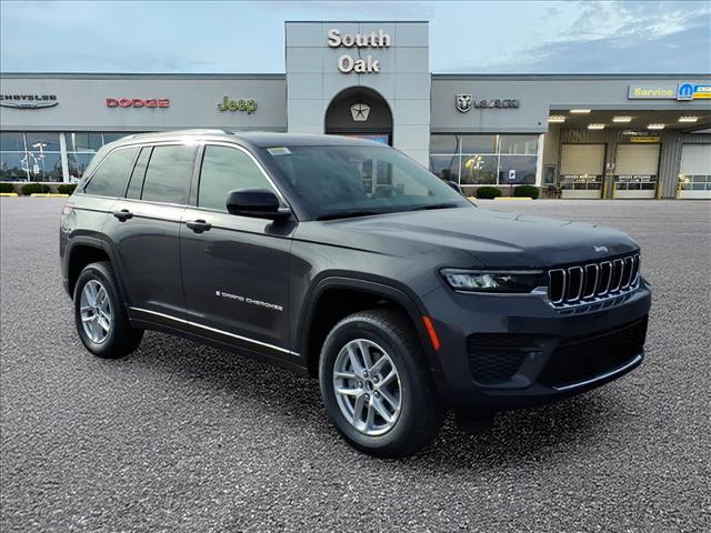 New 2026 Jeep Grand Cherokee Laredo