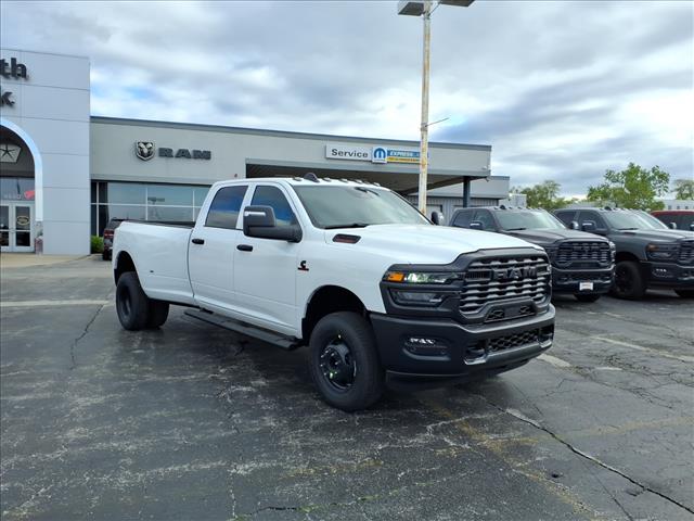 New 2026 RAM 3500 Tradesman Crew Cab 4x4 8' Box