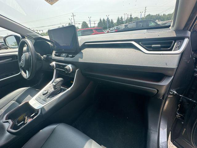 صورة مصغرة 33 لـ 2024 Toyota RAV4 LIMITED