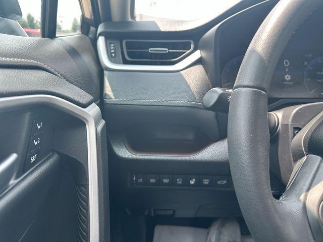 صورة مصغرة 21 لـ 2024 Toyota RAV4 LIMITED