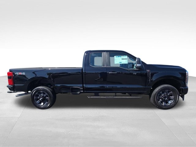 صورة 9 لـ 2026 FORD F-350 XL