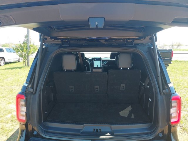 صورة 31 لـ 2022 FORD EXPEDITION PLATINUM