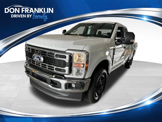 New 2027 Ford F-350 XLT