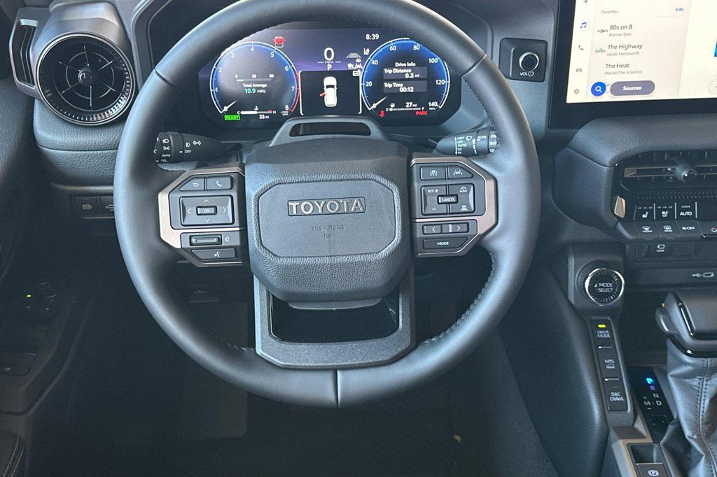 صورة مصغرة 20 لـ 2027 Toyota LAND CRUISER BASE