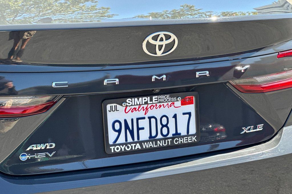 2025 Toyota CAMRY XLE 照片 16