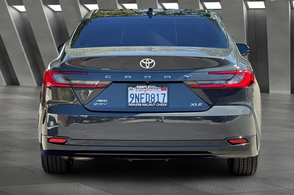 2025 Toyota CAMRY XLE 照片 11