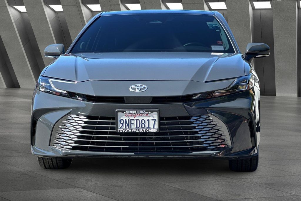 2025 Toyota CAMRY XLE 照片 14
