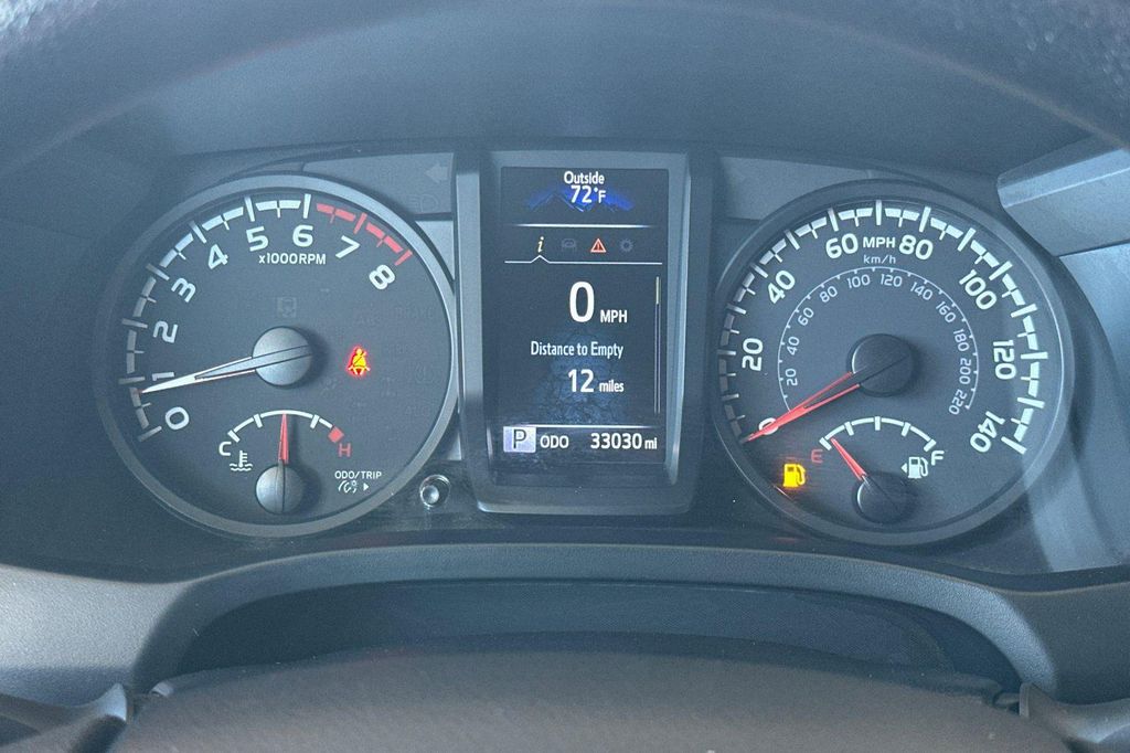 صورة مصغرة 27 لـ 2023 Toyota TACOMA SR