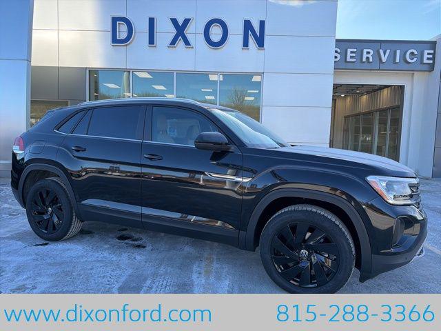 New 2026 Volkswagen Atlas Cross Sport 2.0T SE w/Technology 4MOTION