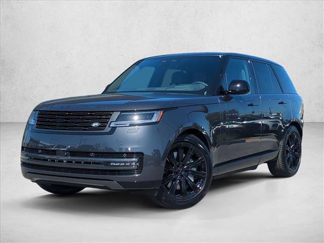 New 2026 Land Rover Range Rover P550e SE