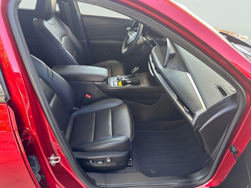 2024 Cadillac XT4 SPORT 照片 14