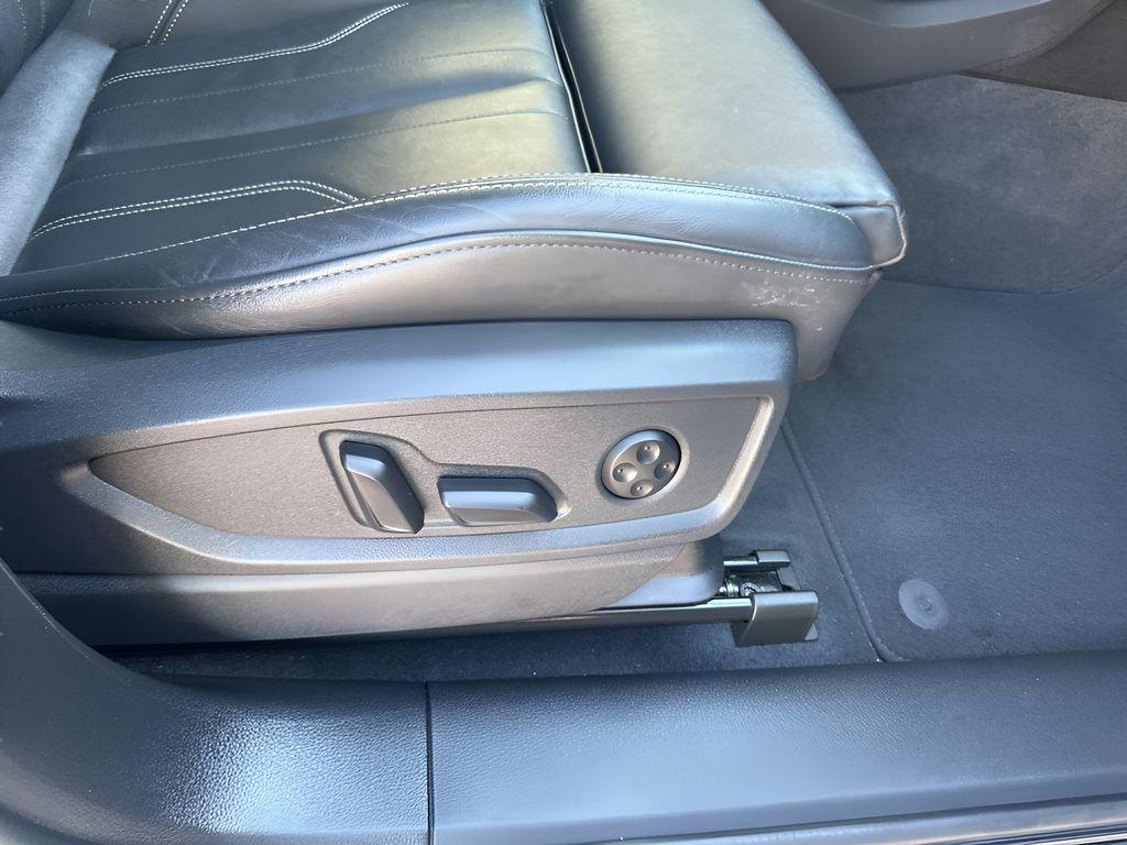 صورة مصغرة 28 لـ 2025 AUDI Q5 45 S LINE PREMIUM
