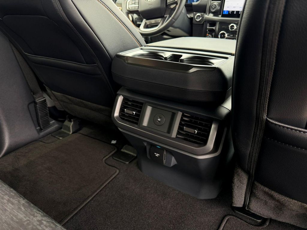 صورة مصغرة 31 لـ 2026 FORD F-150 TREMOR