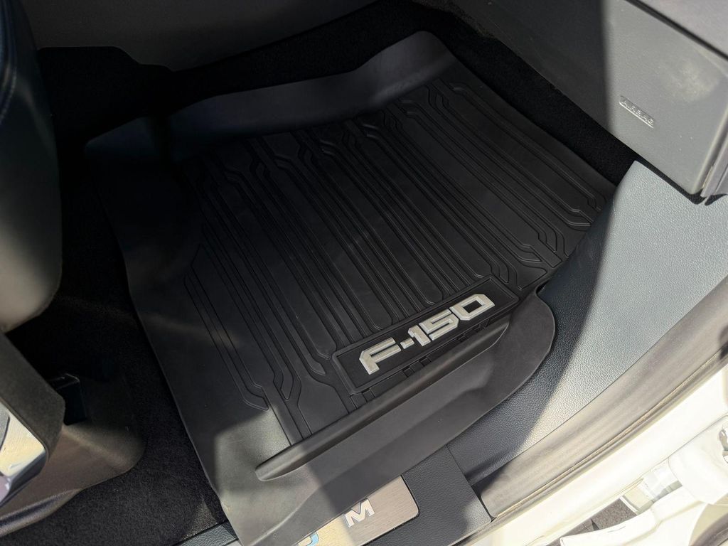 2024 FORD F-150 PLATINUM — миниатюра 16