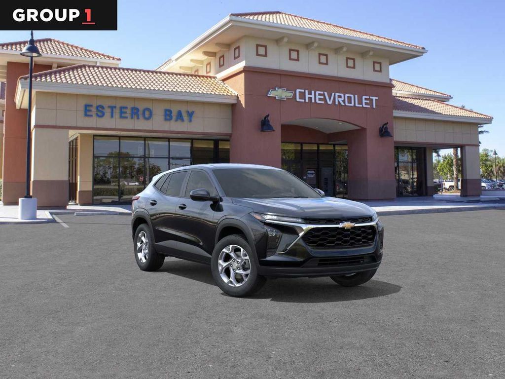 New 2026 Chevrolet Trax LS
