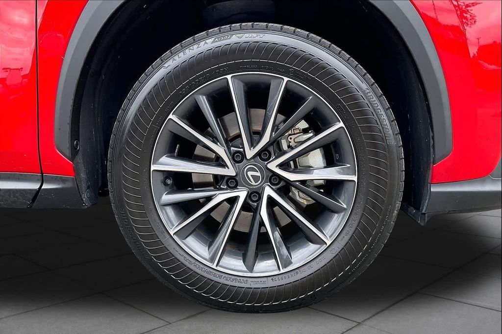 2024 Lexus NX 250 PREMIUM — фото 10