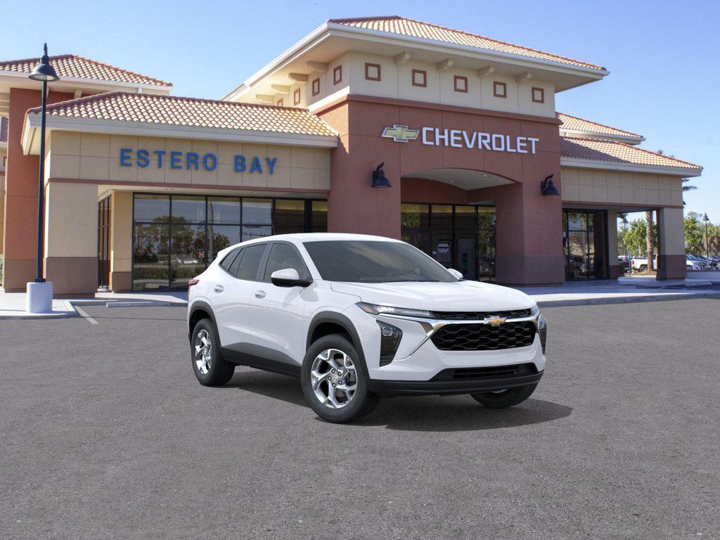 New 2026 Chevrolet Trax LS