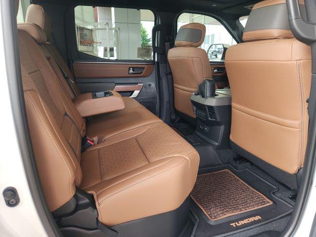 صورة مصغرة 27 لـ 2026 Toyota TUNDRA 1794 EDITION