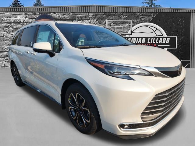 New 2026 Toyota Sienna Platinum