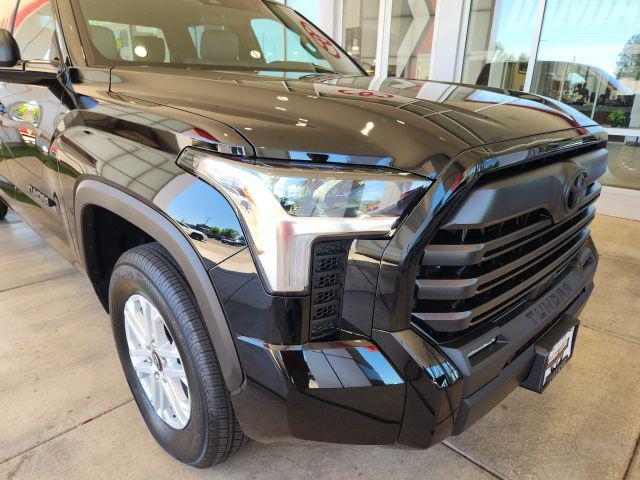صورة 8 لـ 2026 Toyota TUNDRA SR5