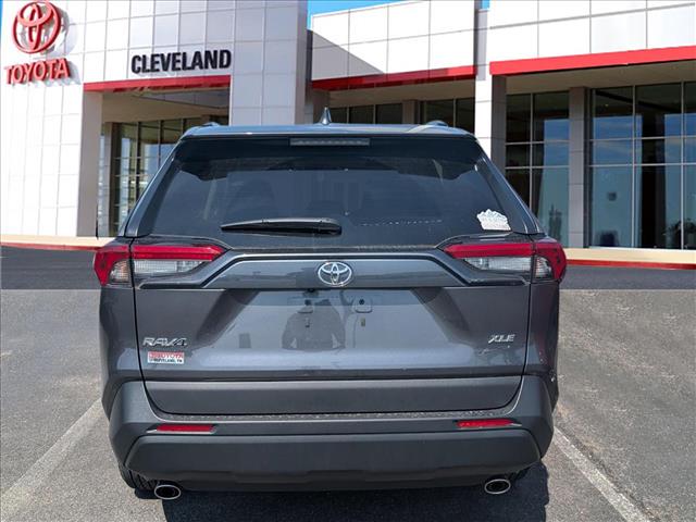 2024 Toyota RAV4 XLE 照片 6