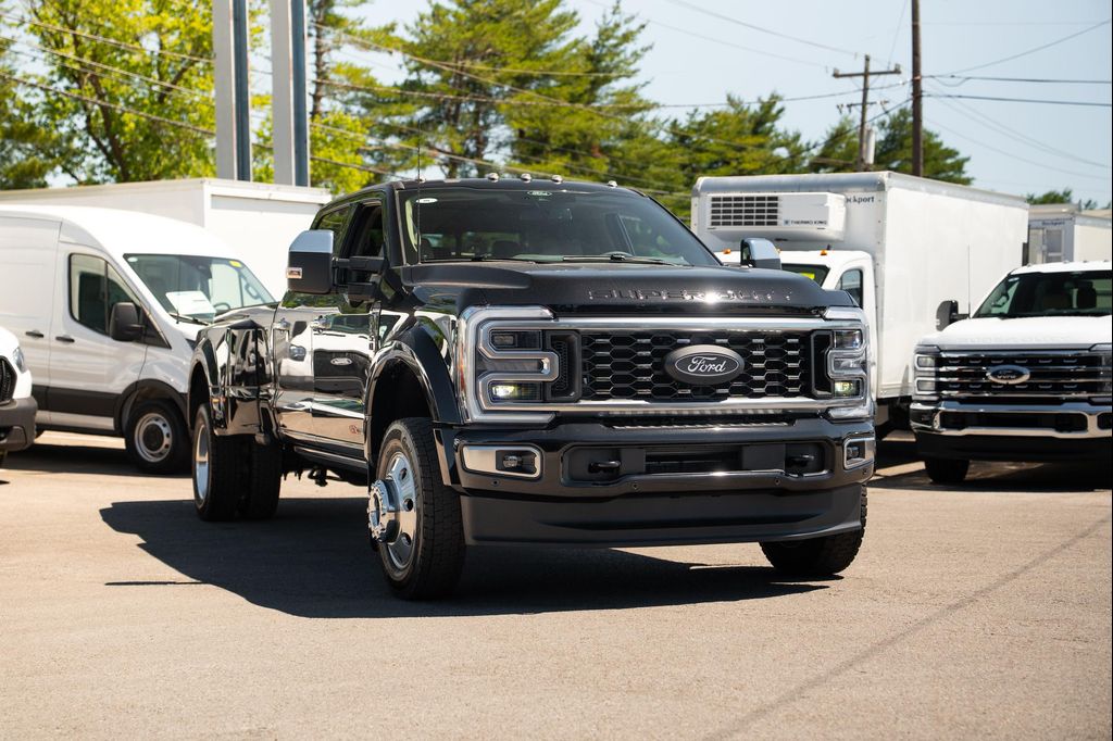 New 2026 Ford F-450 Platinum