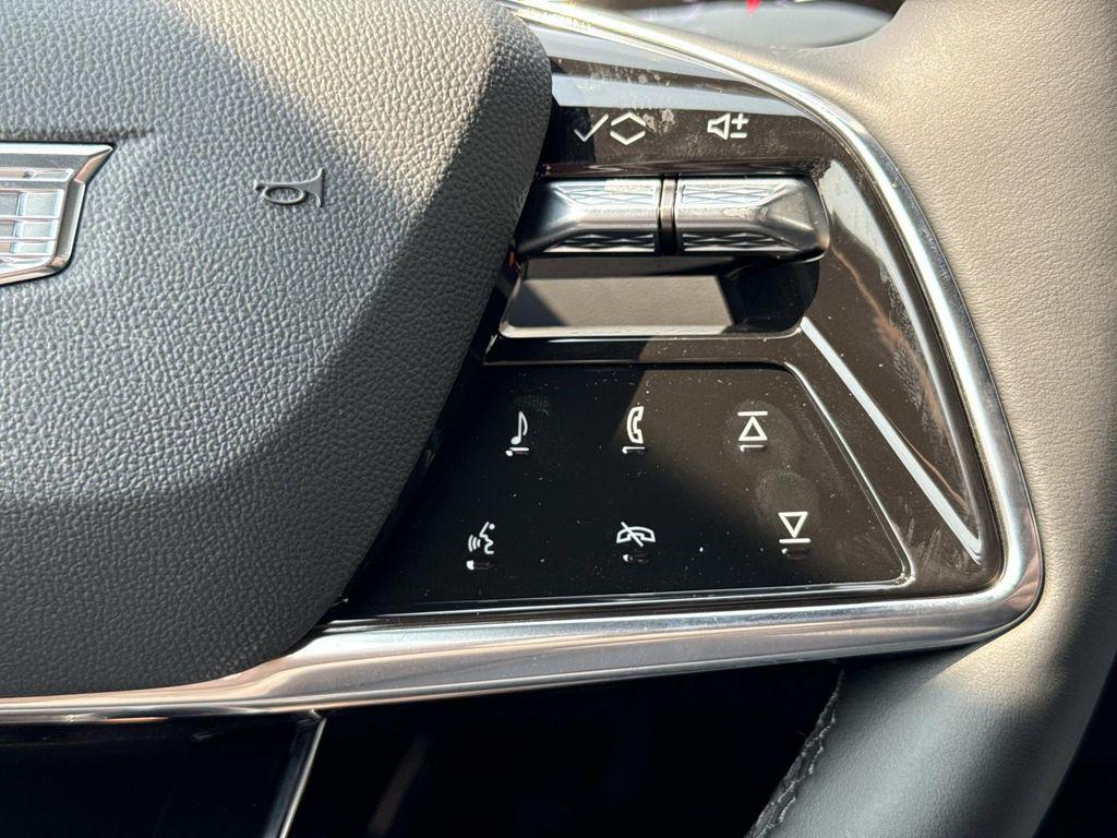 2026 Cadillac LYRIQ SPORT — миниатюра 14