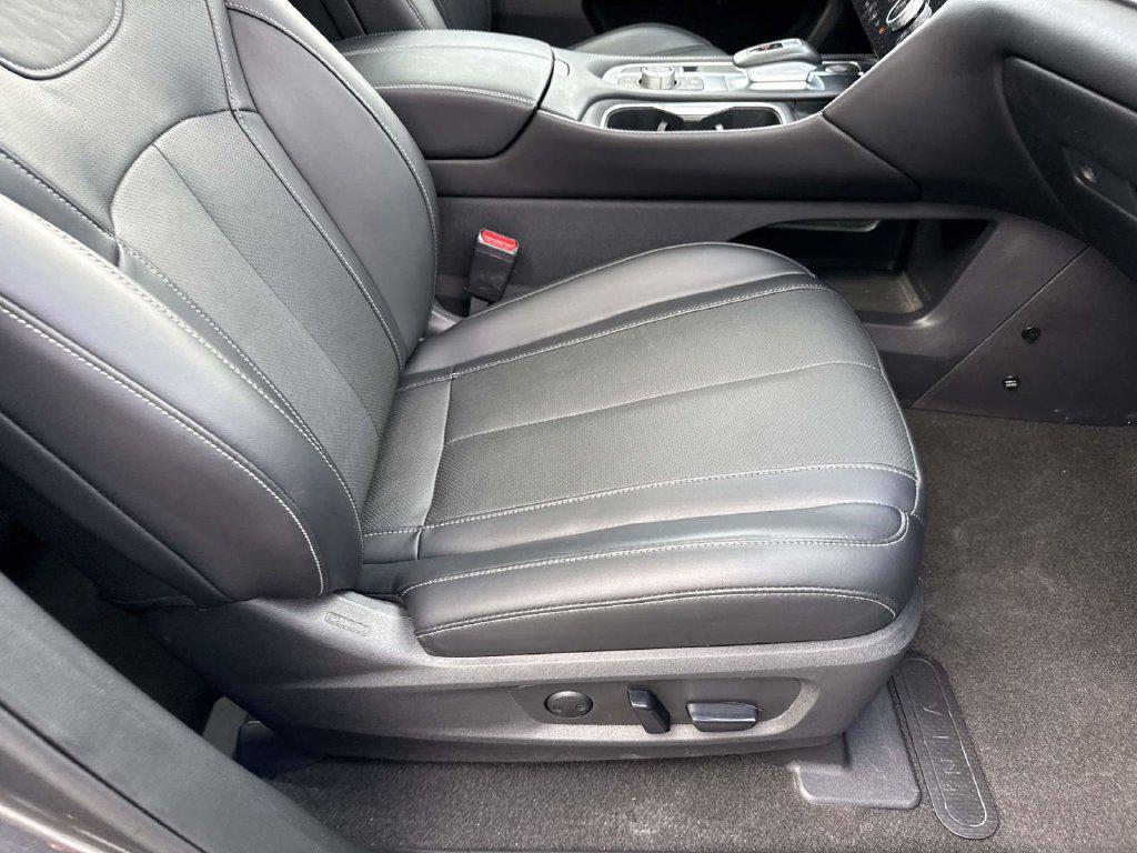 2023 Infiniti QX60 LUXE — миниатюра 33