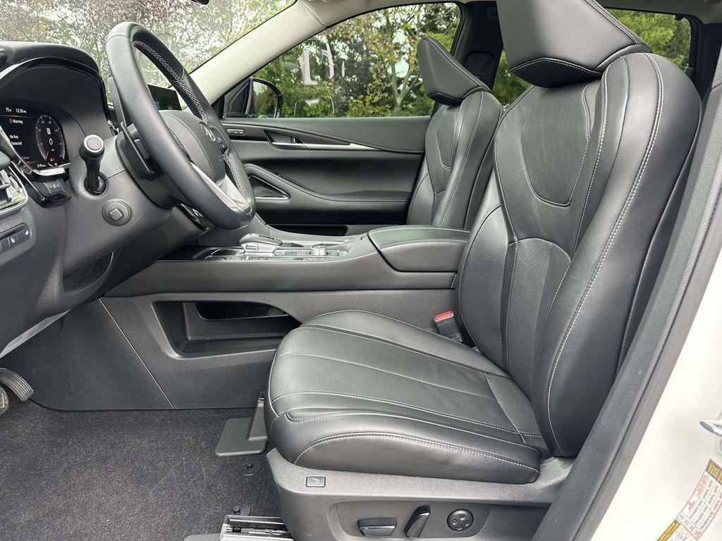 صورة 6 لـ 2022 Infiniti QX60 SENSORY