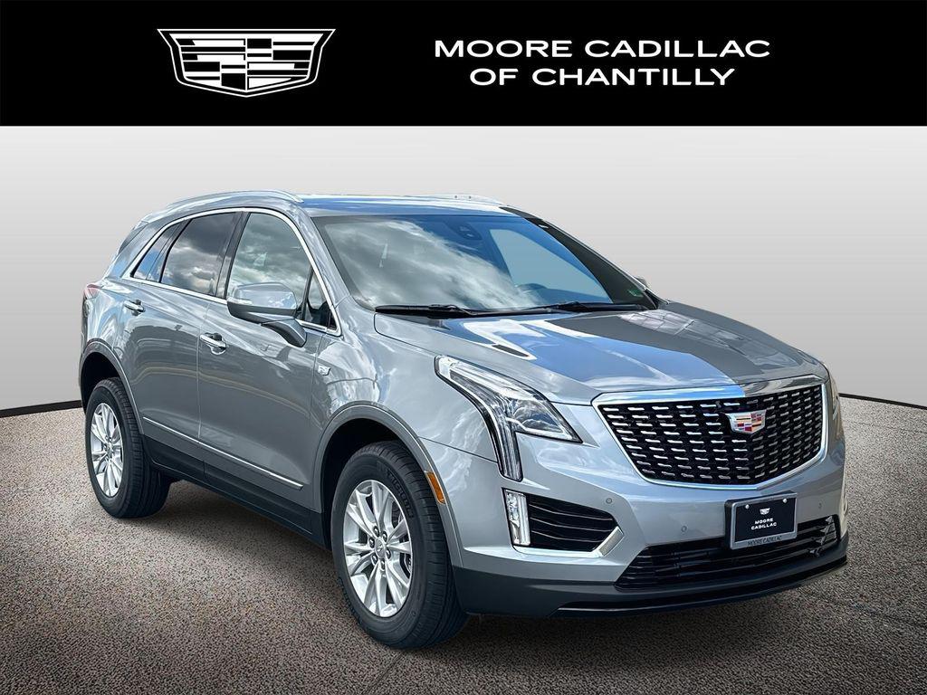 New 2025 Cadillac XT5 Luxury