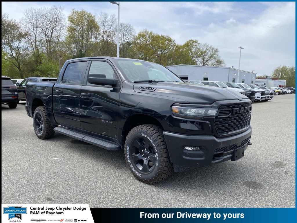 New 2026 RAM 1500 Warlock Crew Cab 4x4 5'7' Box