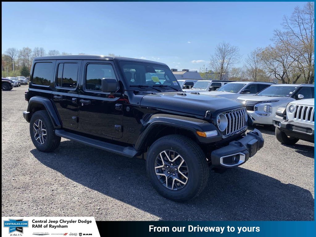 New 2026 Jeep Wrangler 4-Door Sahara 4x4