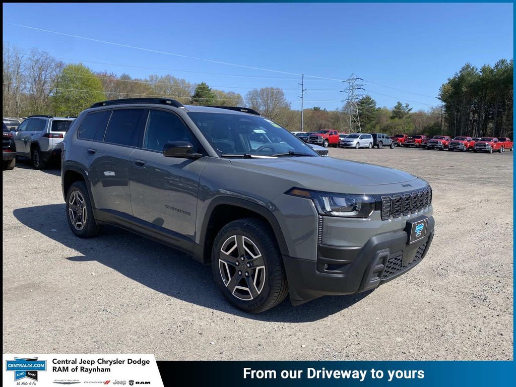 New 2026 Jeep Cherokee Laredo 4x4