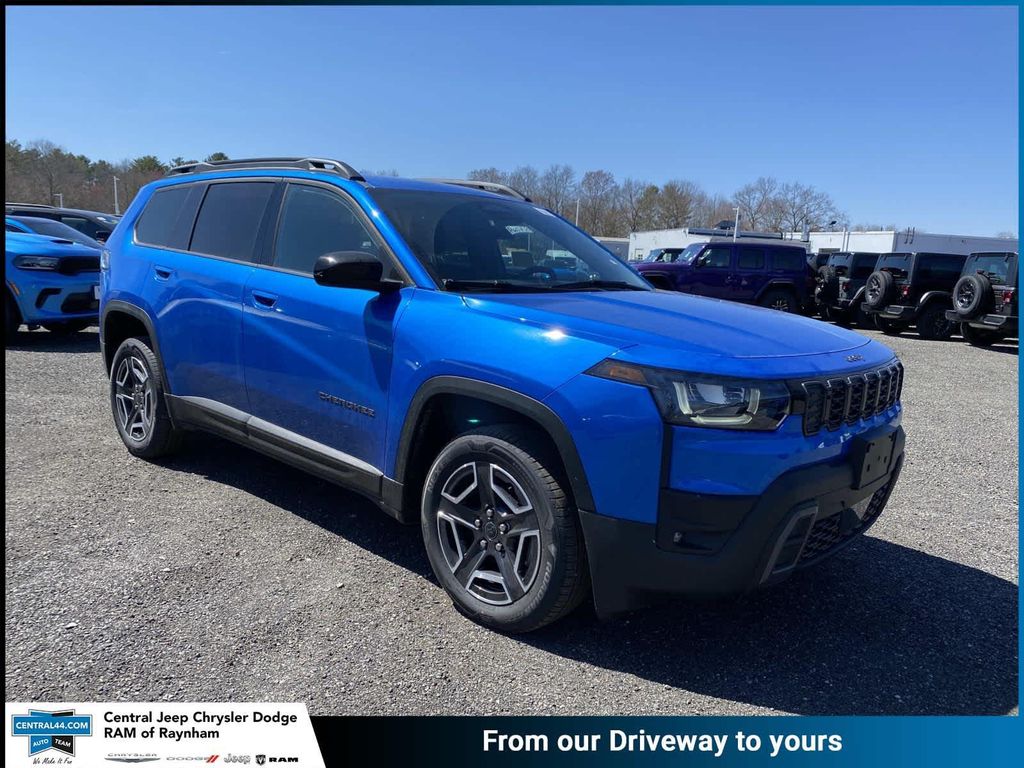 New 2026 Jeep Cherokee Laredo 4x4