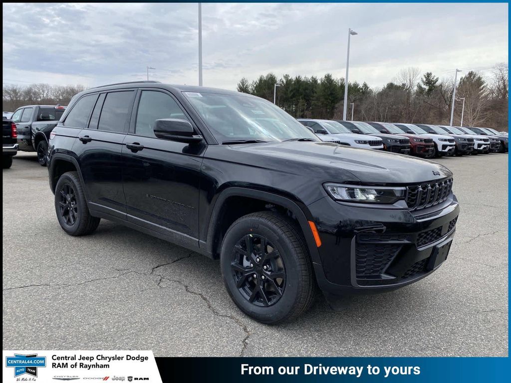 New 2026 Jeep Grand Cherokee Altitude